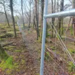 H frame strainer tube for deer fence